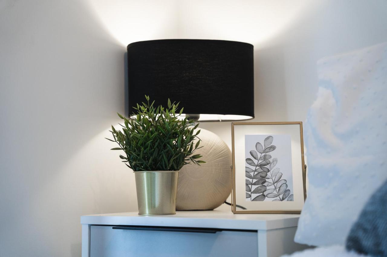 Modern 1-Bed Apartment - City Centre - Free Wi-Fi - New - Manchester Buitenkant foto