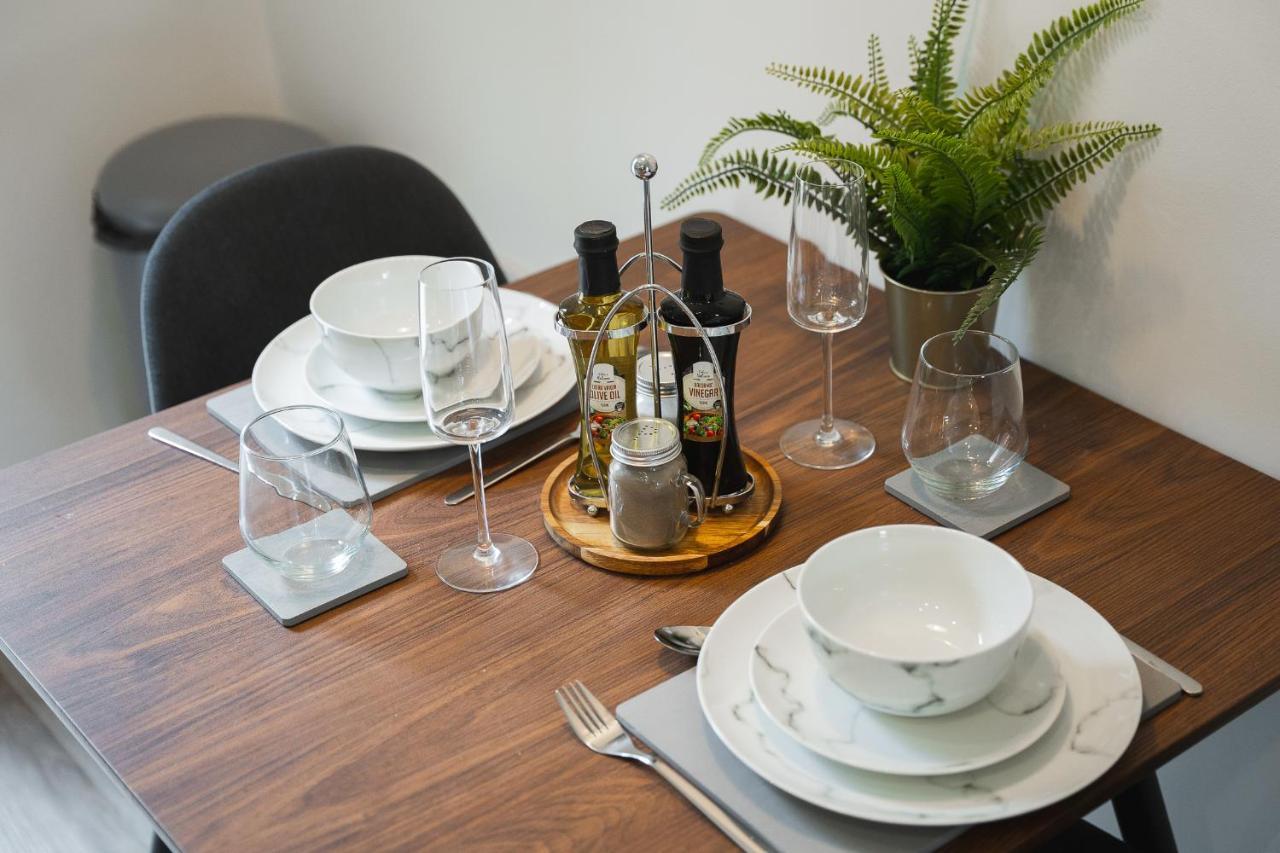 Modern 1-Bed Apartment - City Centre - Free Wi-Fi - New - Manchester Buitenkant foto